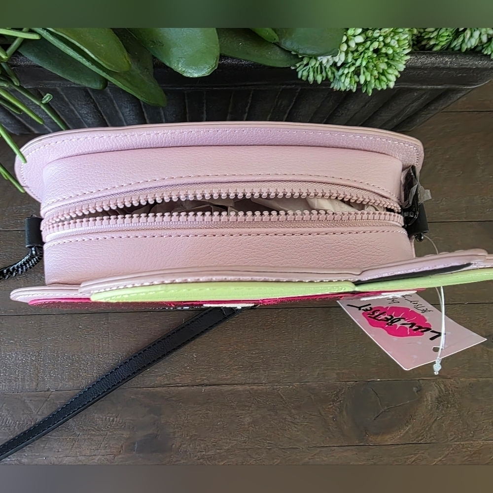 Betsey Johnson NWT Cherry Crossbody Glitter Bag - Picture 8 of 9